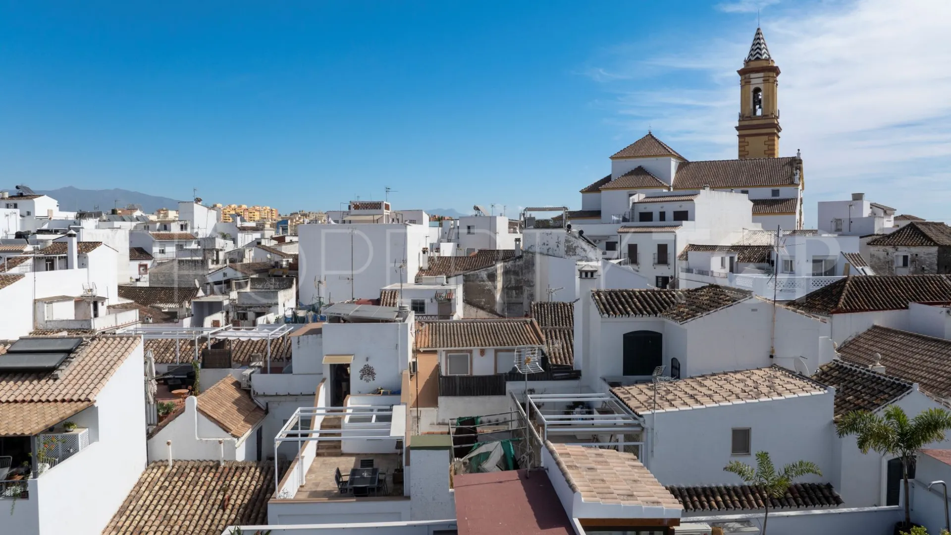 For sale house in Estepona Centre