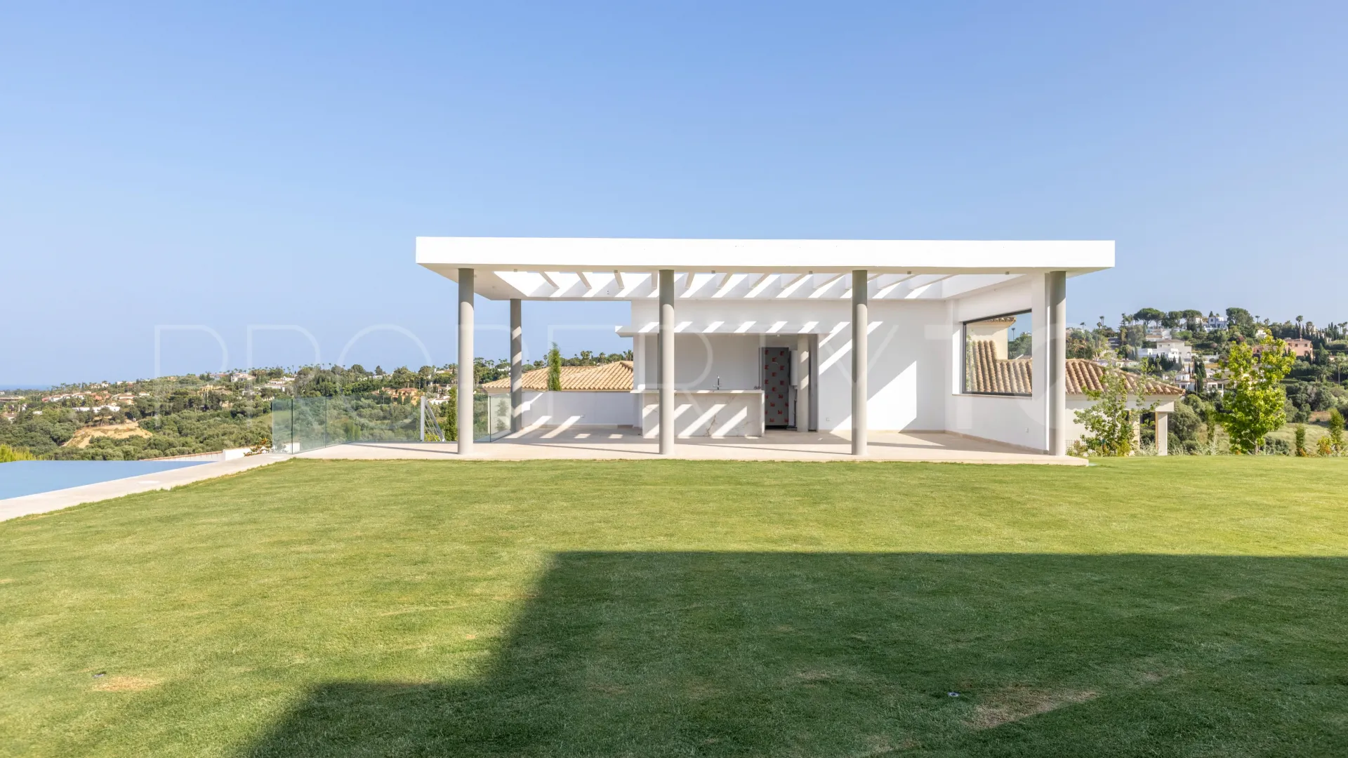 Villa a la venta en Sotogrande Alto con 8 dormitorios