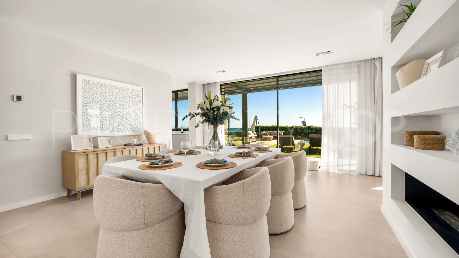Villa de 5 dormitorios en venta en New Golden Mile