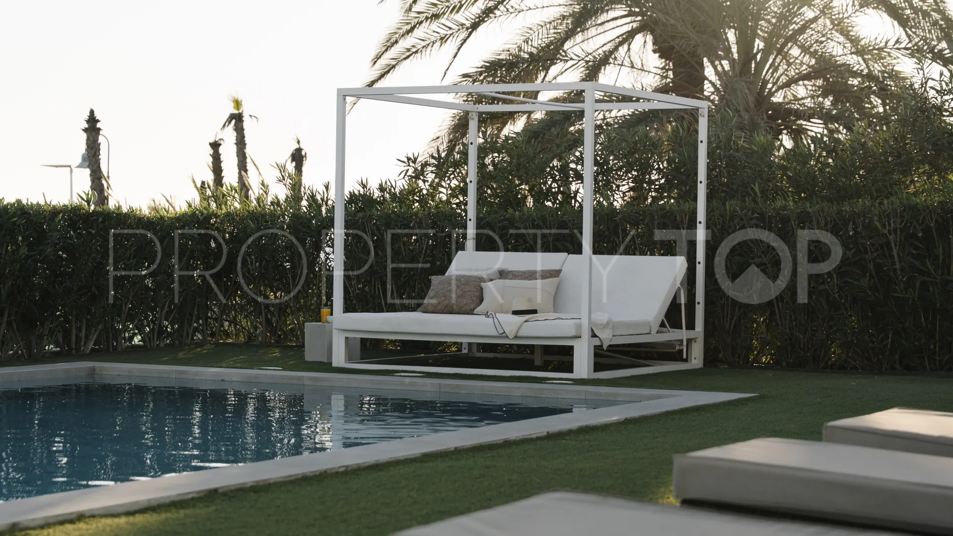 Villa de 5 dormitorios en venta en New Golden Mile