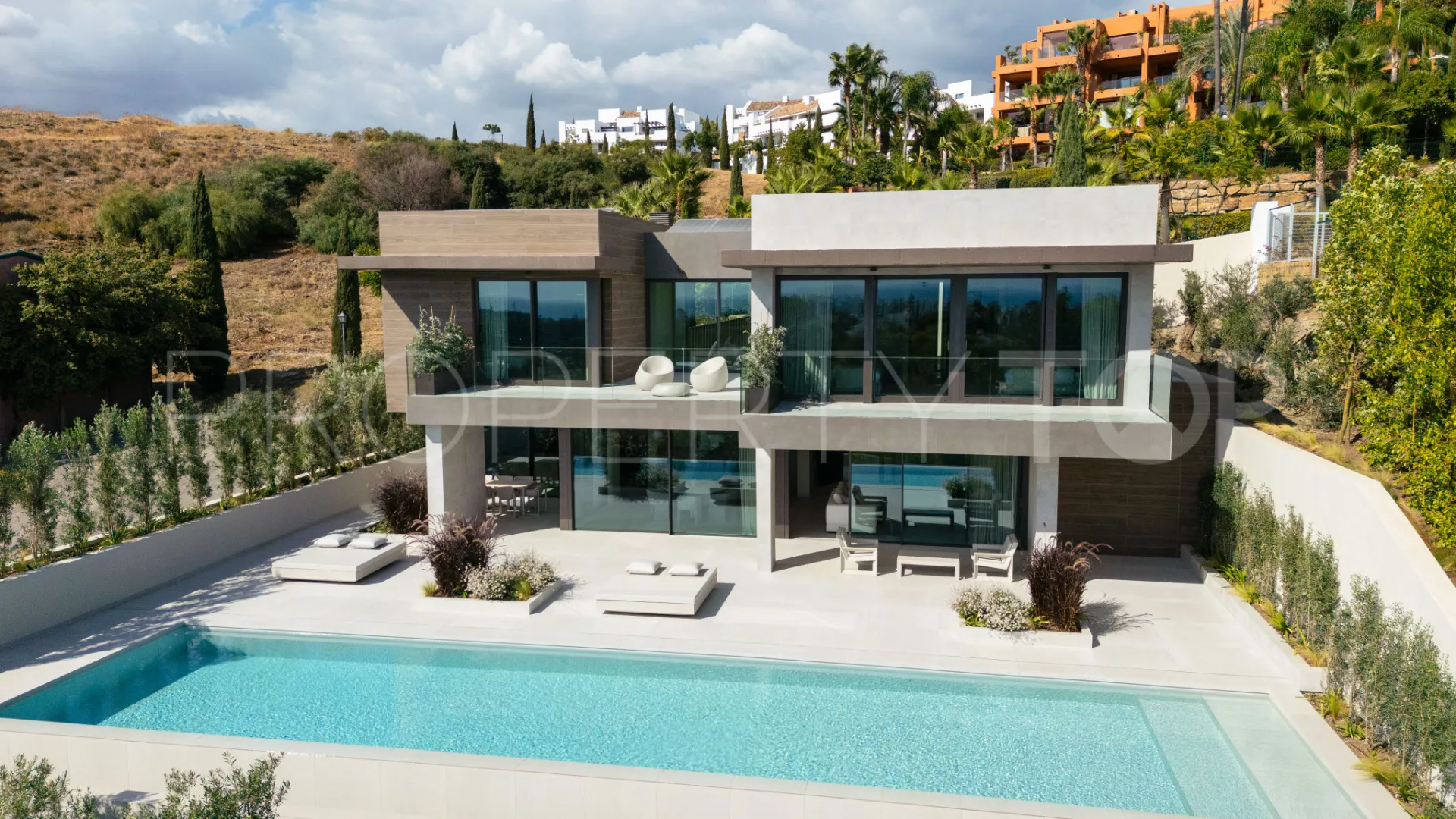 Los Flamingos villa for sale