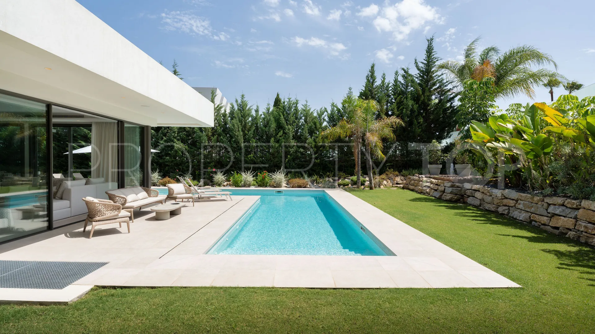 Villa en venta con 4 dormitorios en La Cerquilla