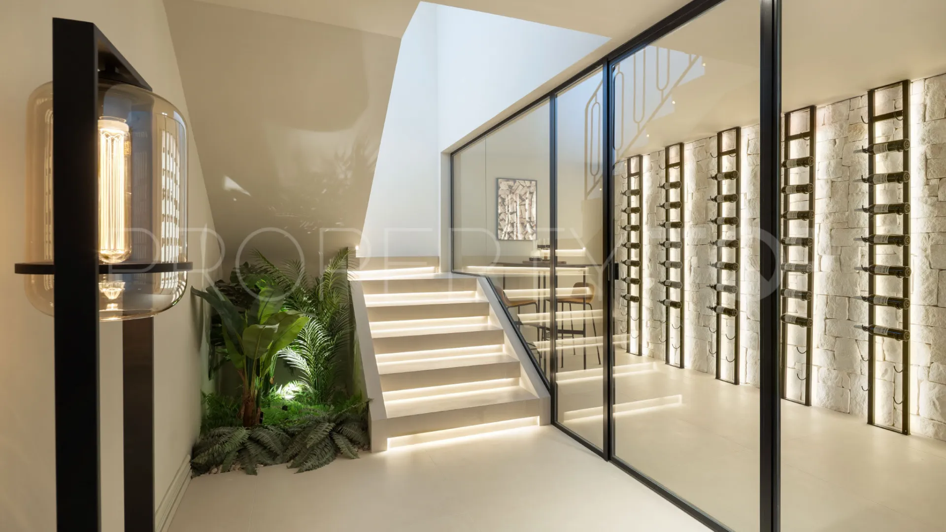 Se vende villa en Los Arqueros de 5 dormitorios