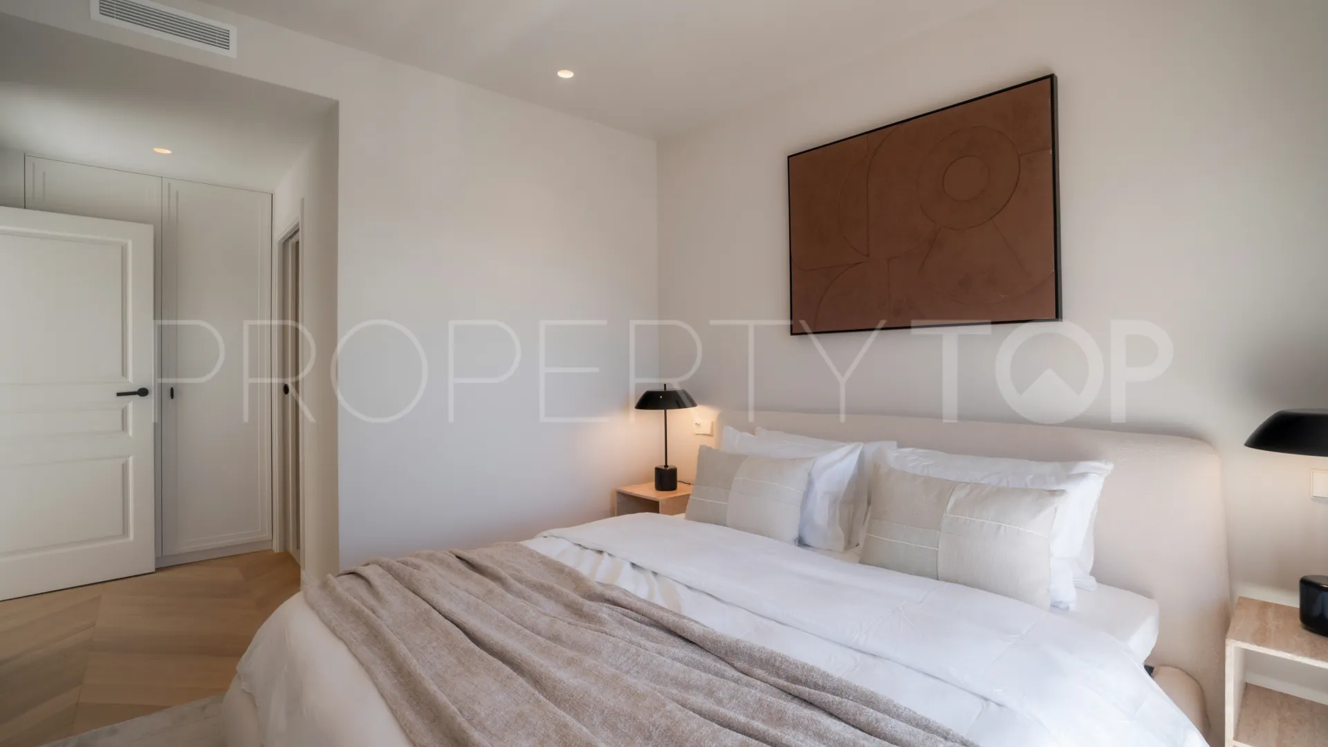 Atico duplex en venta en Alminar de Marbella con 4 dormitorios