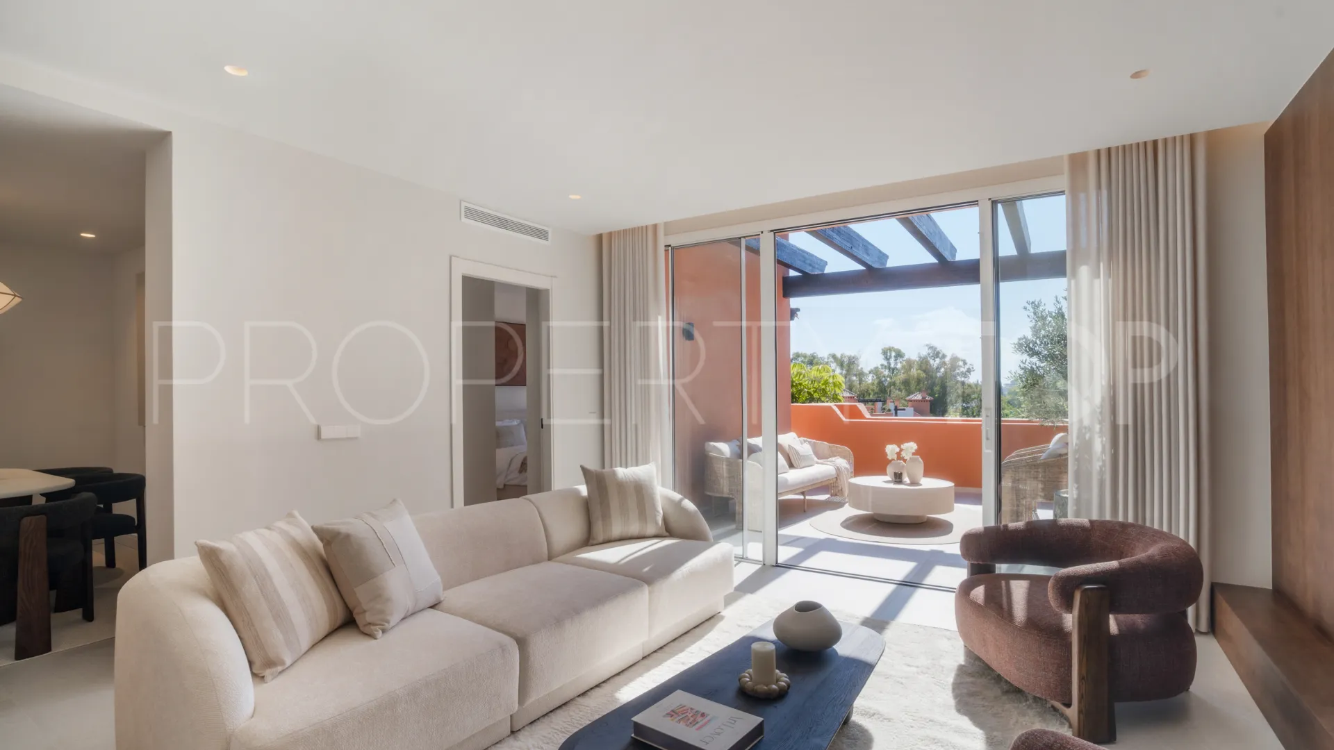 Atico duplex en venta en Alminar de Marbella con 4 dormitorios