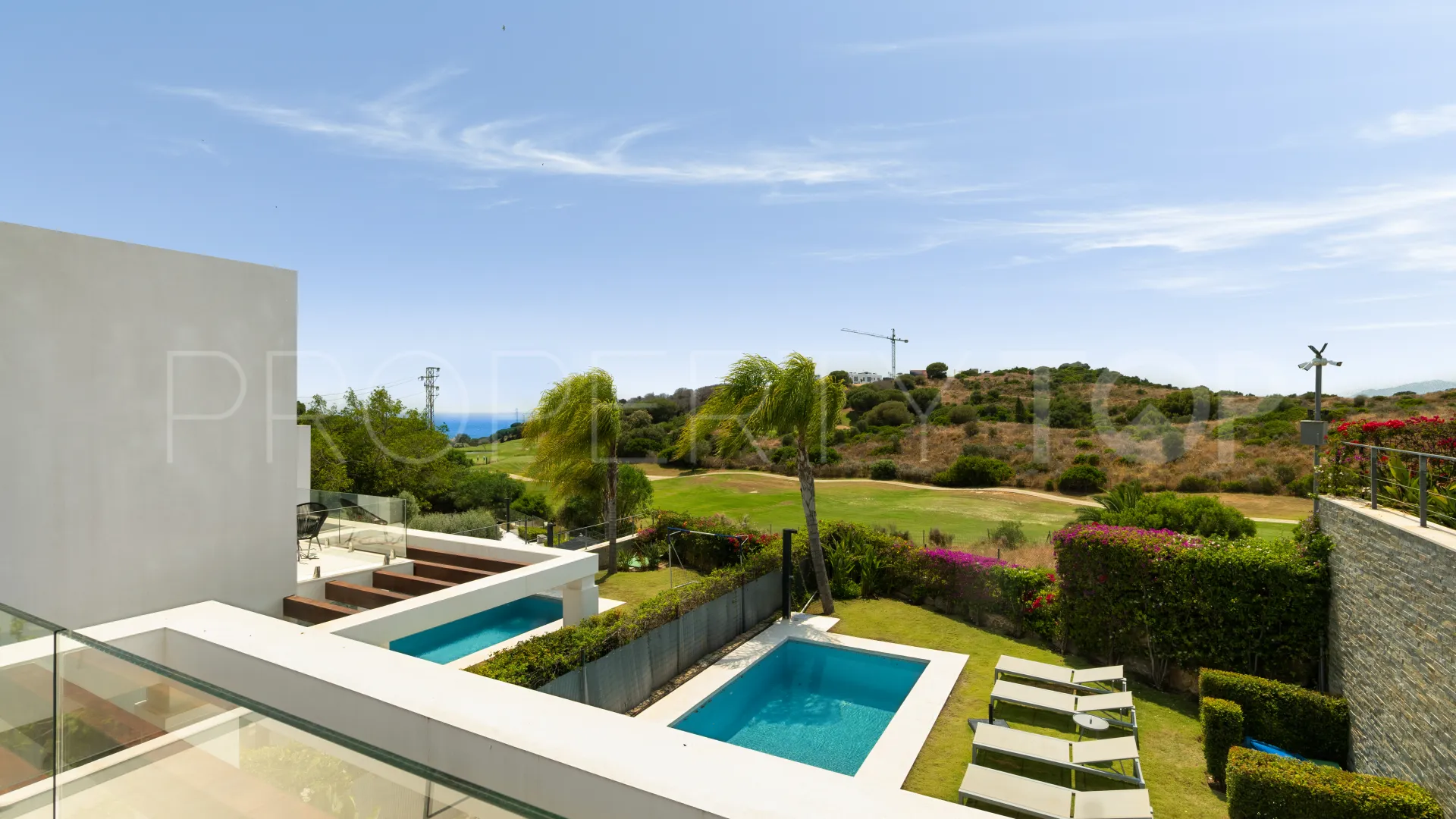 Semi detached villa for sale in Cabopino with 5 bedrooms