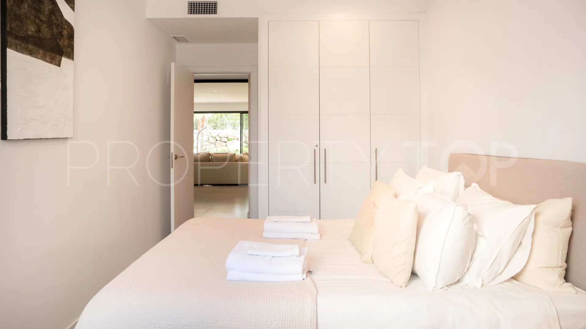 For sale Estepona Hills apartment
