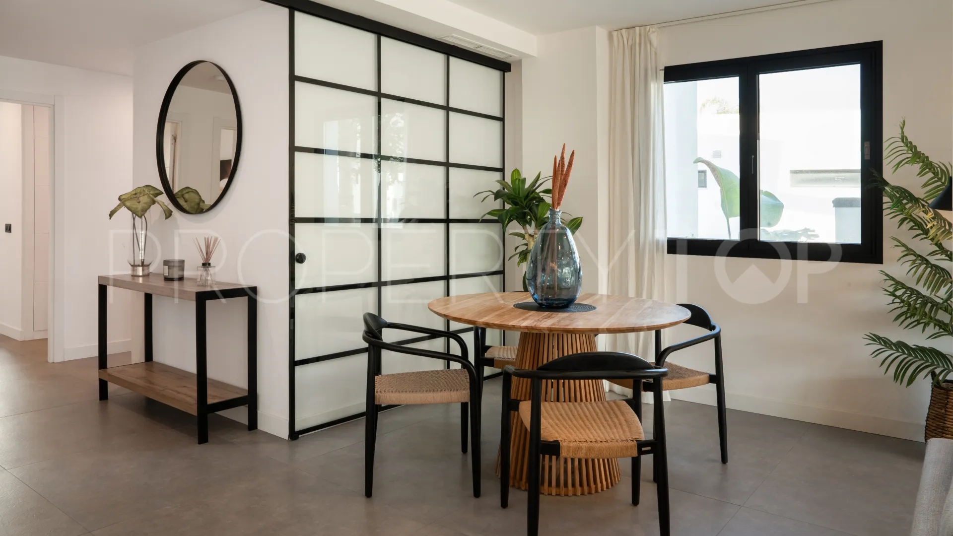 For sale Estepona Hills apartment