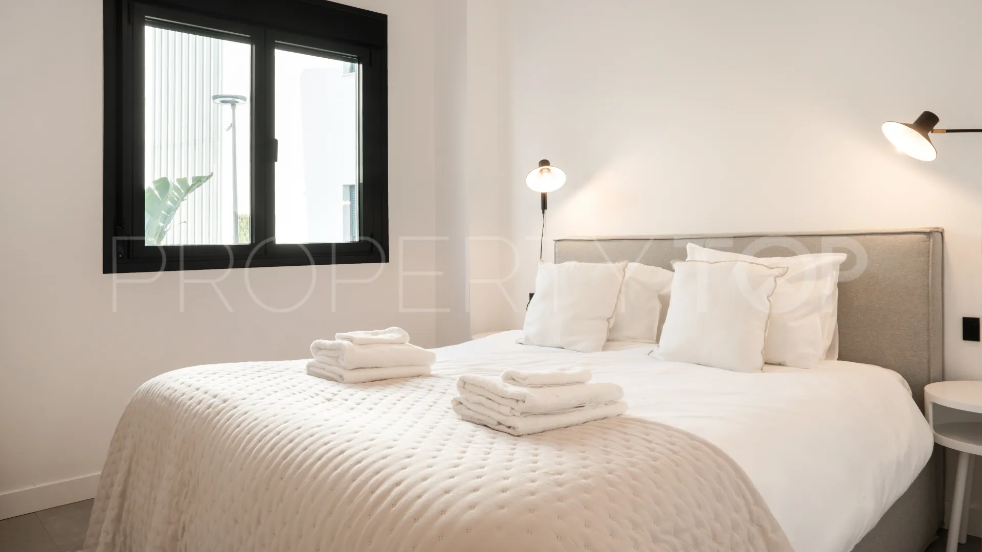 For sale Estepona Hills apartment
