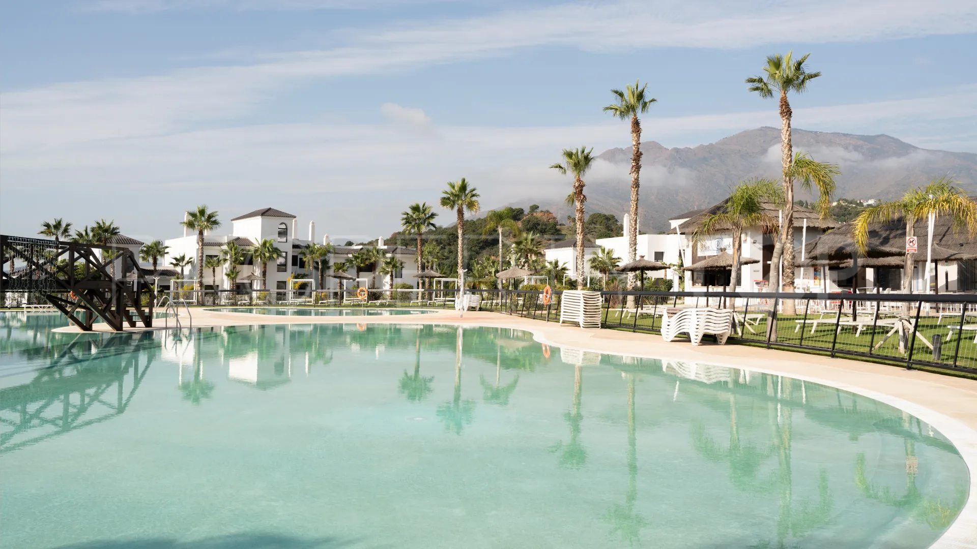 For sale Estepona Hills apartment