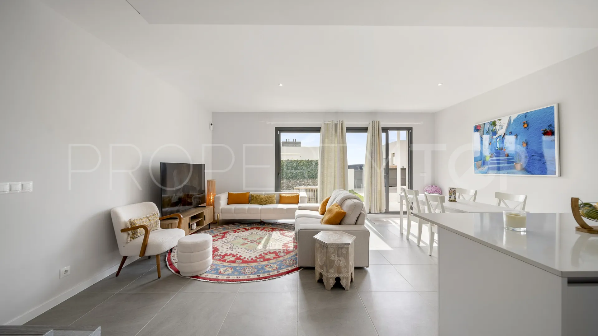 Pareado a la venta en Riviera del Sol con 4 dormitorios