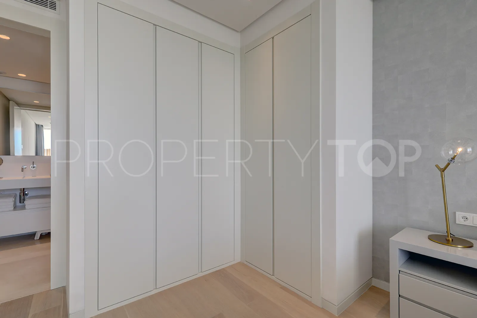 Ground floor apartment in Palo Alto for sale