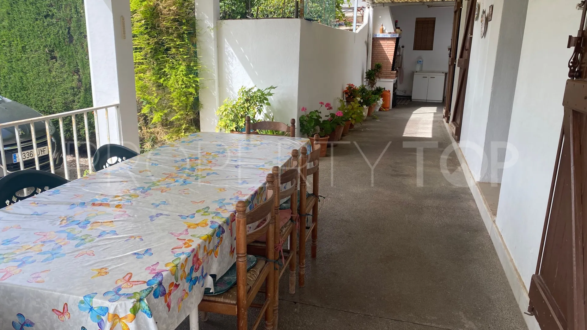 Buy villa in New Golden Mile with 5 bedrooms