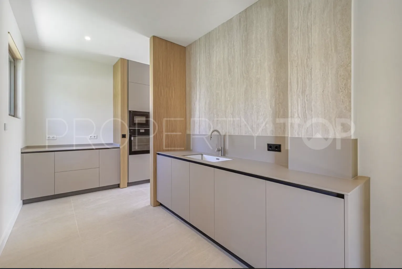 Villa en venta en Sotogrande con 4 dormitorios