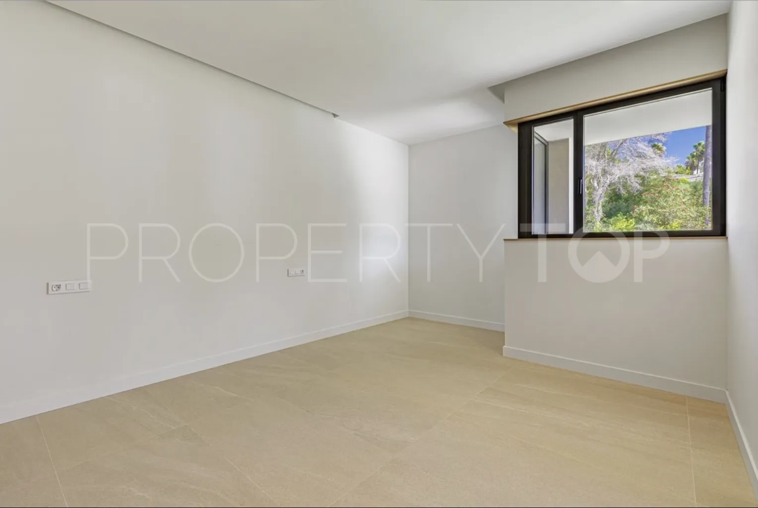 Villa en venta en Sotogrande con 4 dormitorios