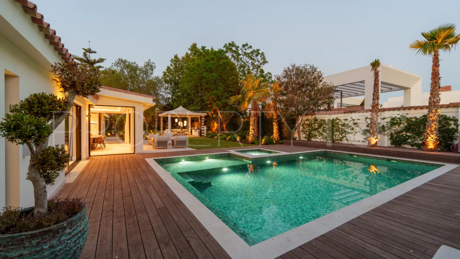 Buy Marbella - Puerto Banus villa