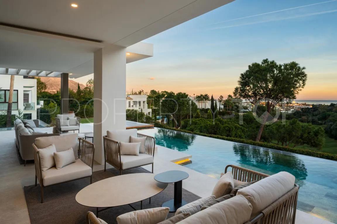 6 bedrooms La Quinta villa for sale