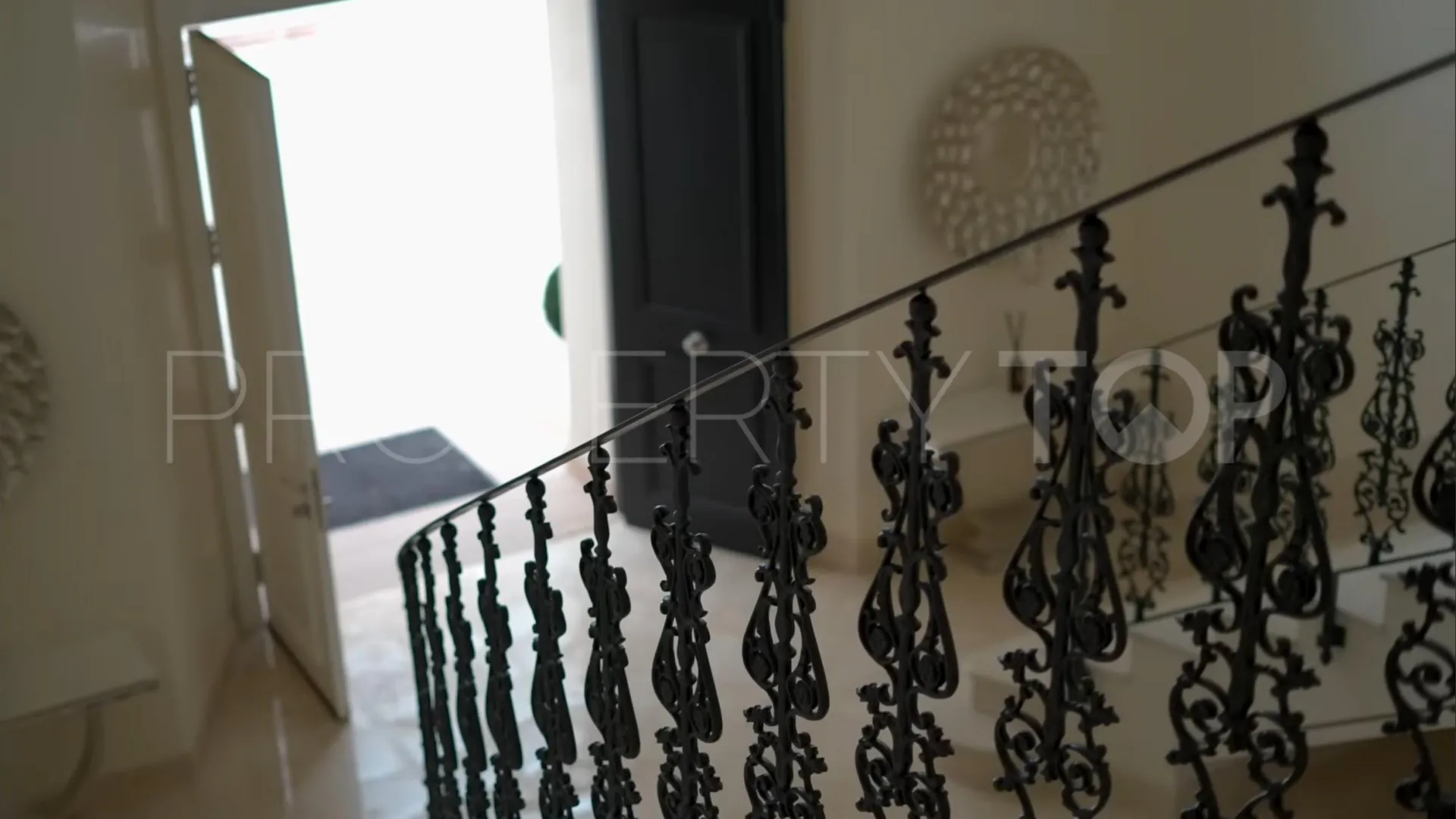 For sale Sierra Blanca villa