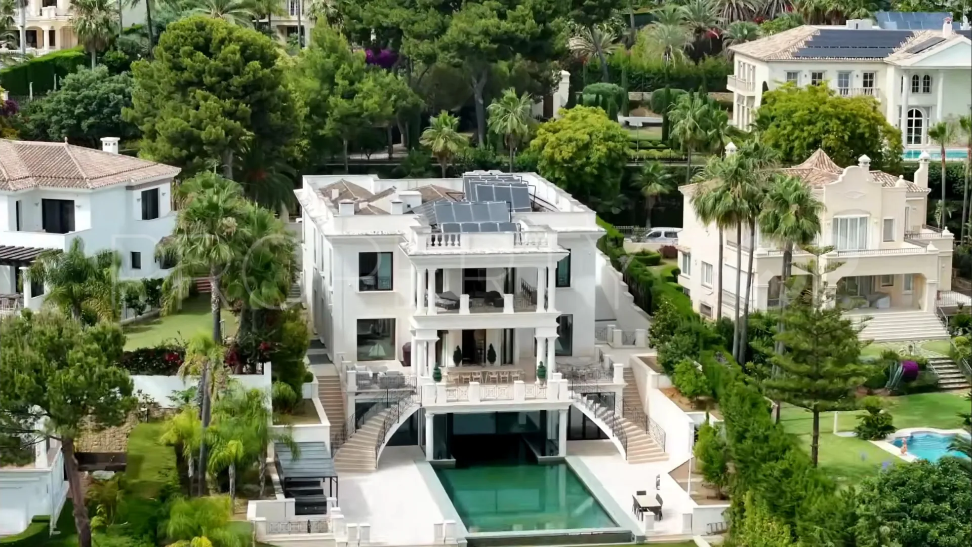 For sale Sierra Blanca villa