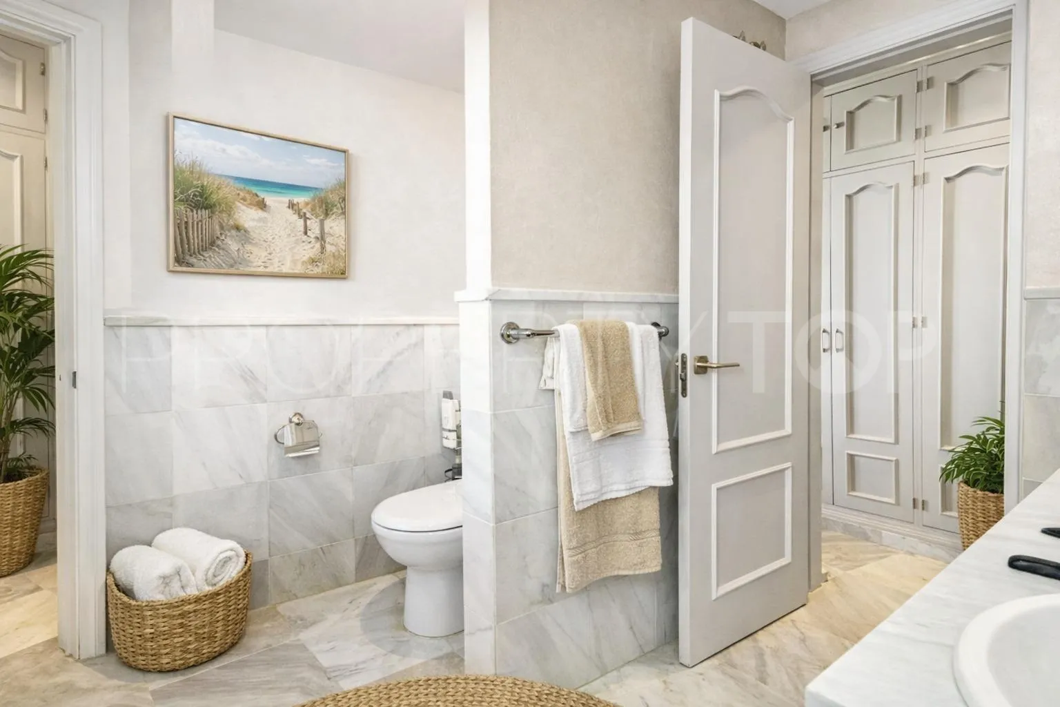 Se vende apartamento con 2 dormitorios en Selwo