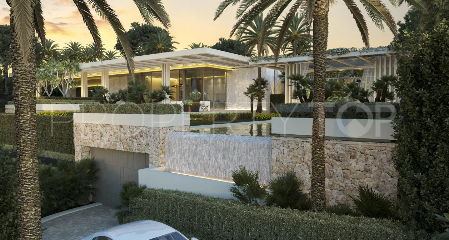 Nueva Andalucia, villa a la venta de 7 dormitorios