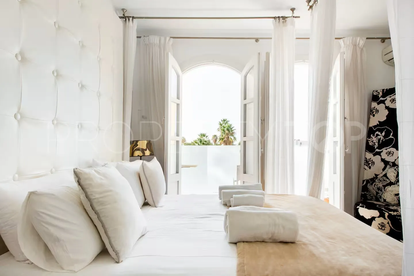 Town house with 5 bedrooms for sale in Altos del Rodeo