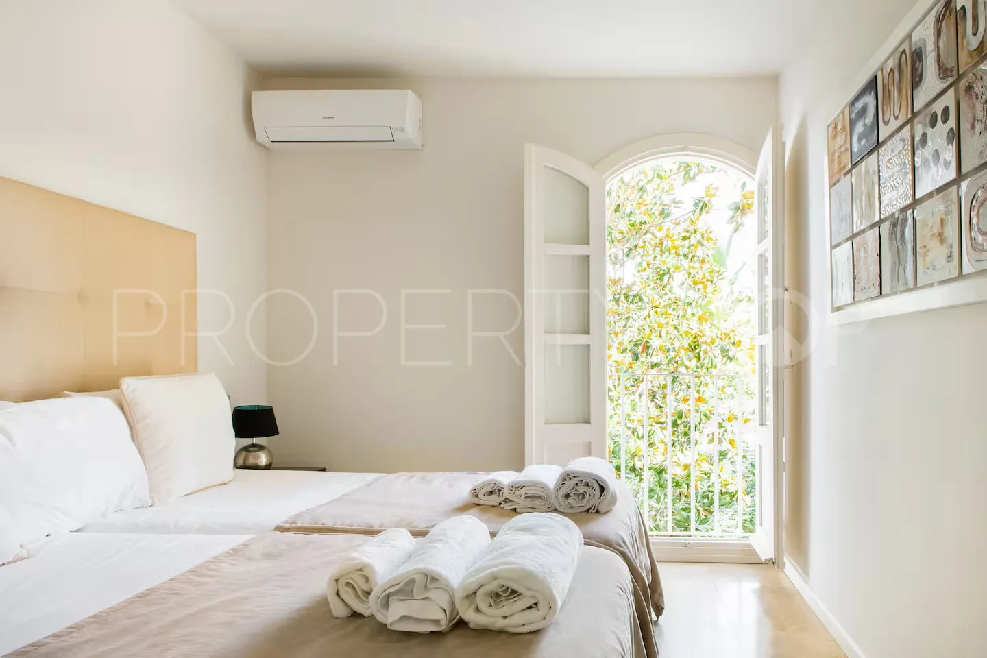 Town house with 5 bedrooms for sale in Altos del Rodeo