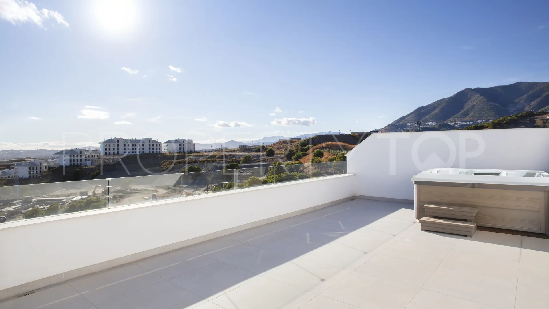 Buy penthouse in Reserva del Higuerón with 2 bedrooms