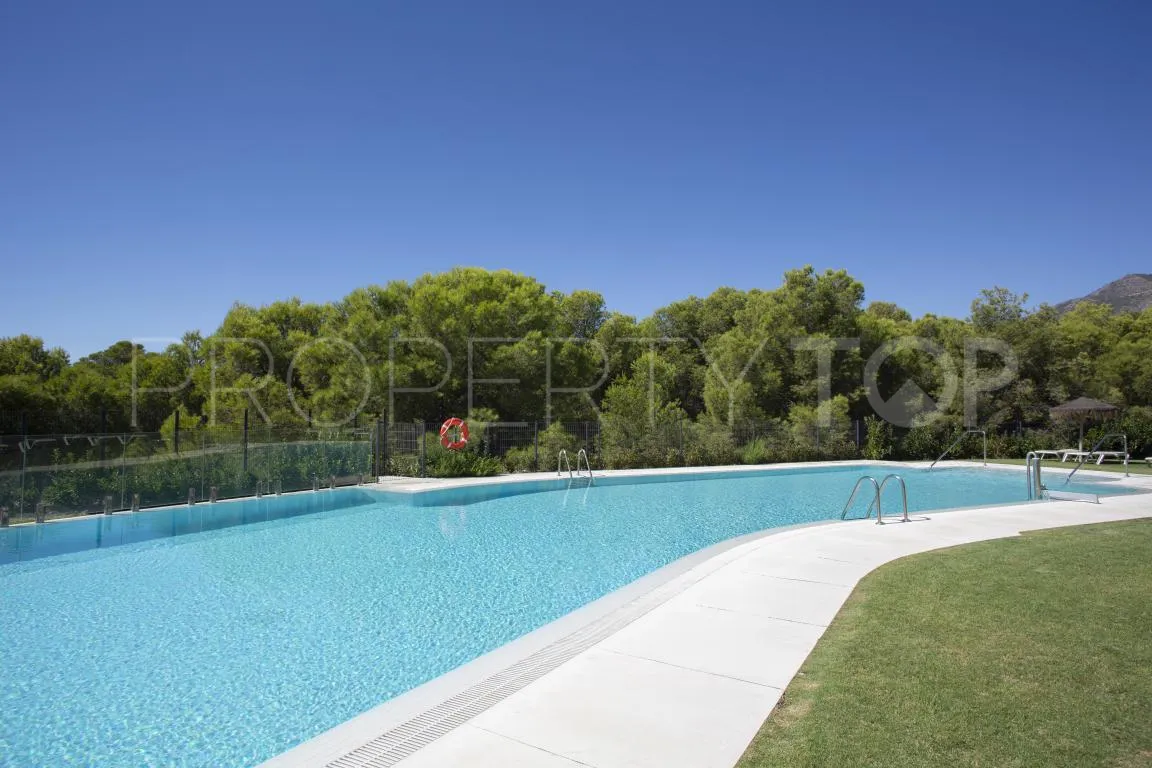 Buy 2 bedrooms apartment in El Higueron