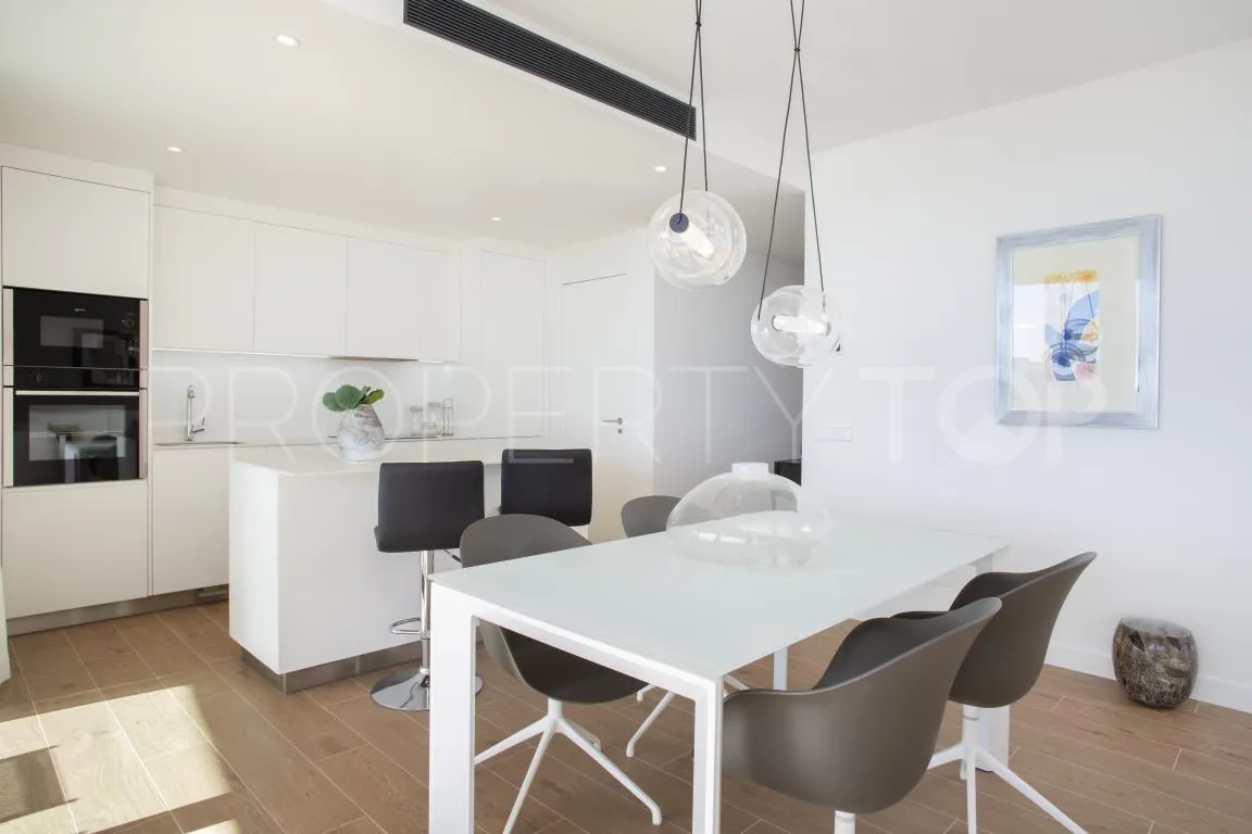 Buy 2 bedrooms apartment in El Higueron