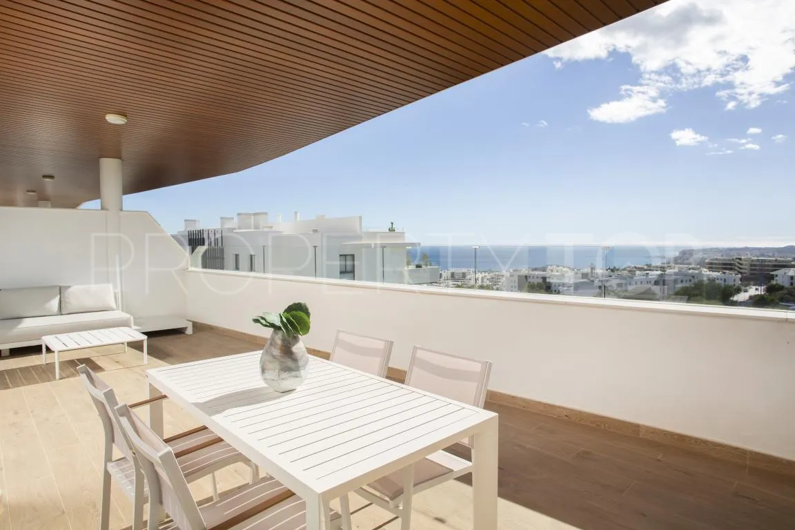 Buy 2 bedrooms apartment in El Higueron