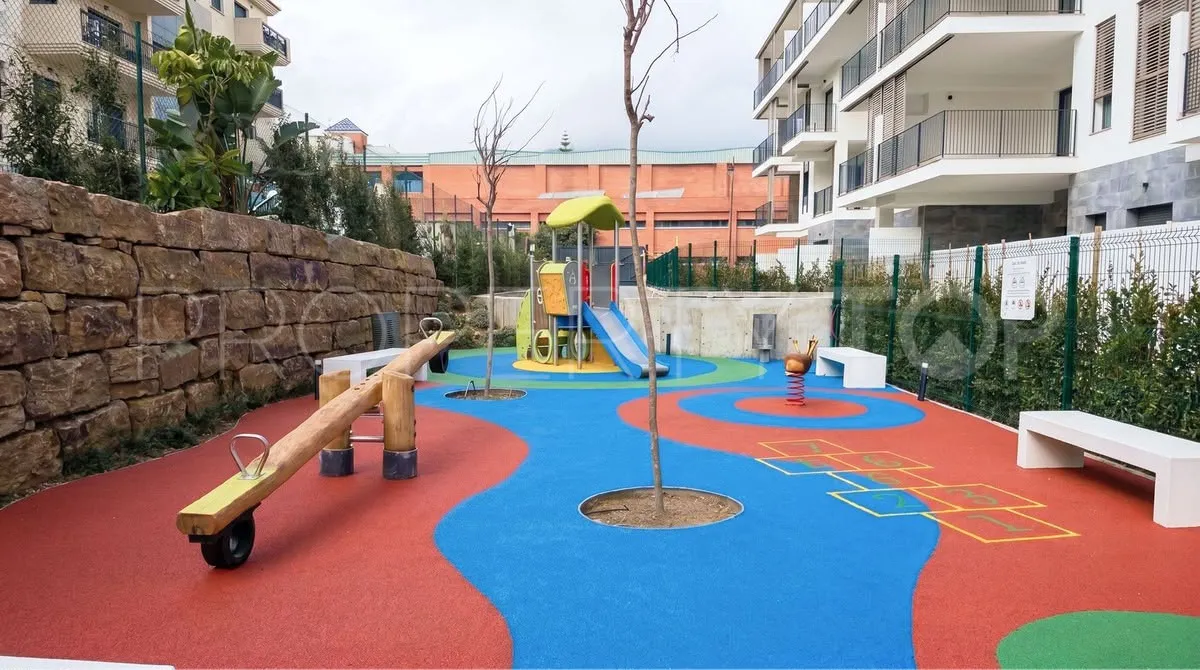 2 bedrooms apartment in Estepona Centre for sale