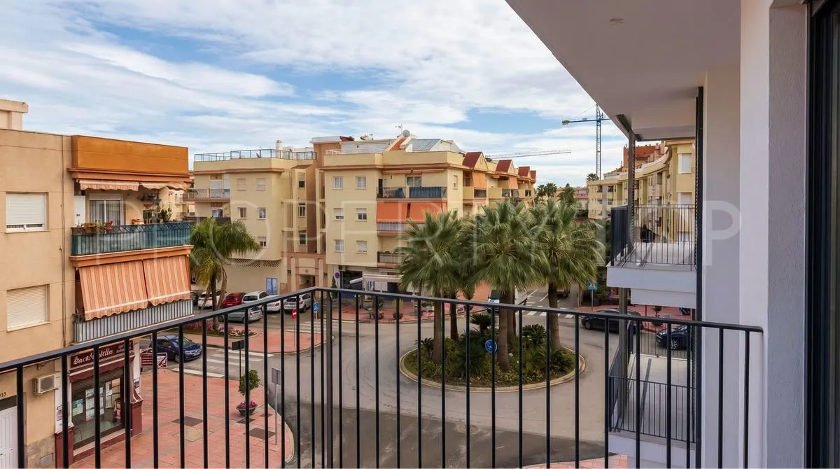 2 bedrooms apartment in Estepona Centre for sale