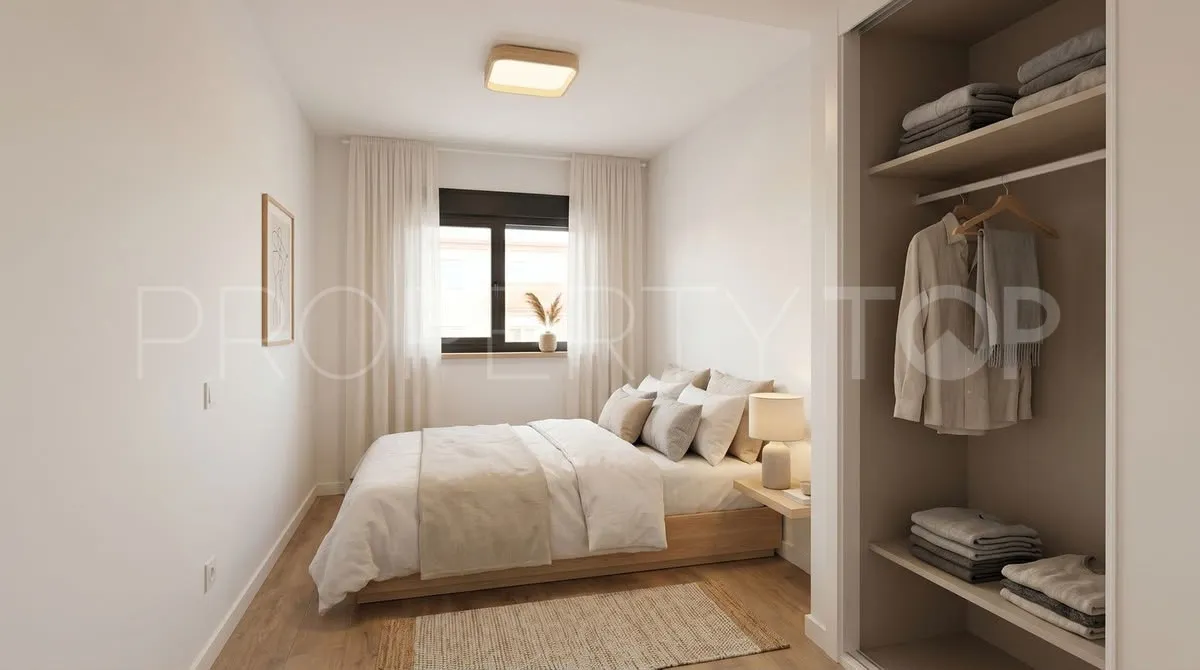 2 bedrooms apartment in Estepona Centre for sale