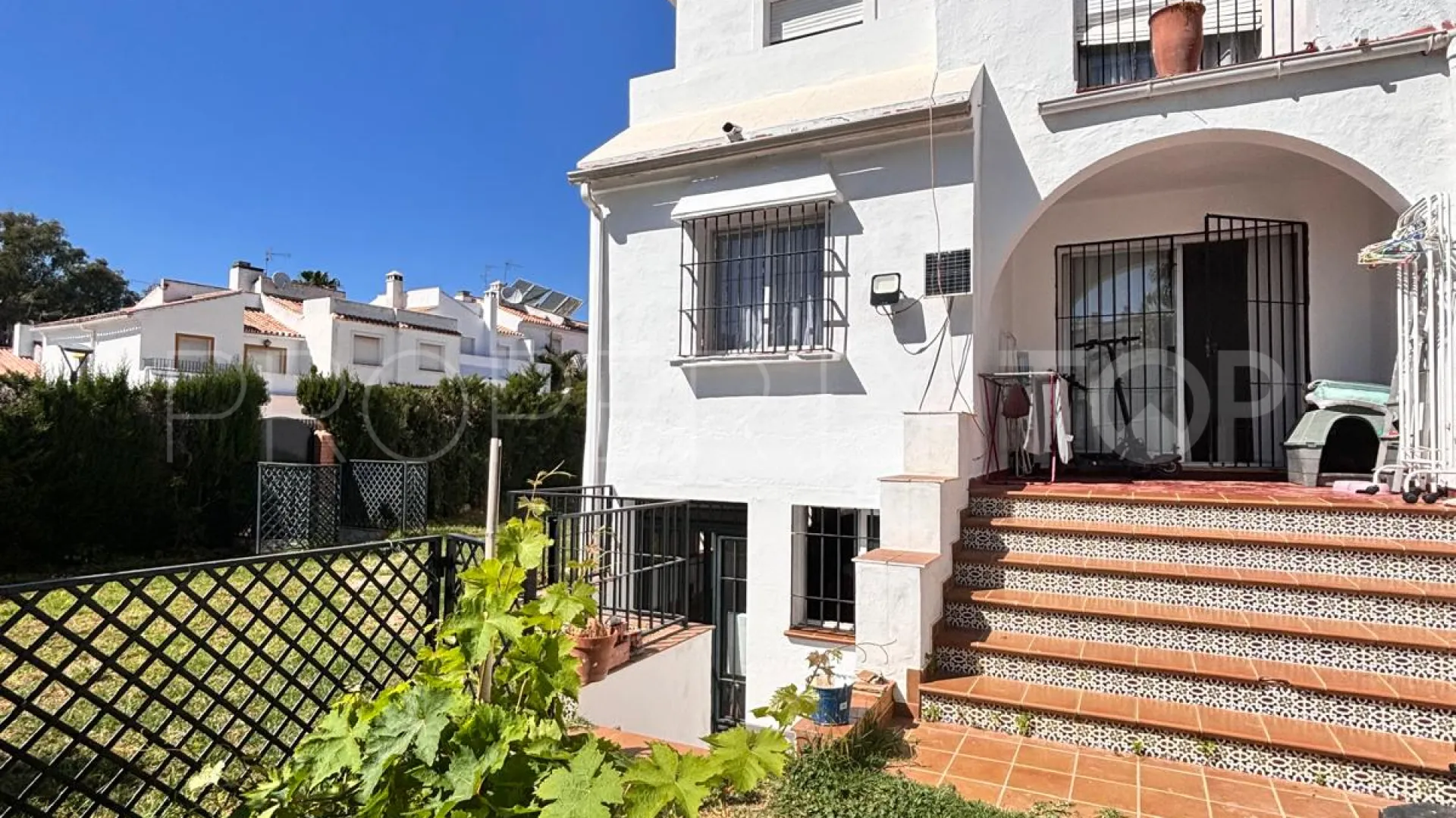 3 bedrooms house in Estepona for sale