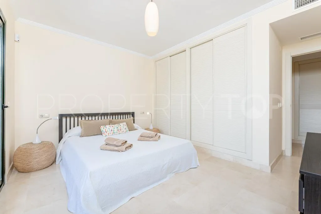 Se vende apartamento en Hacienda El palmeral con 1 dormitorio