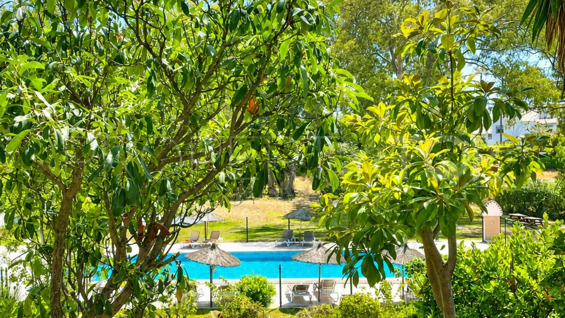 For sale Nueva Atalaya semi detached house with 2 bedrooms