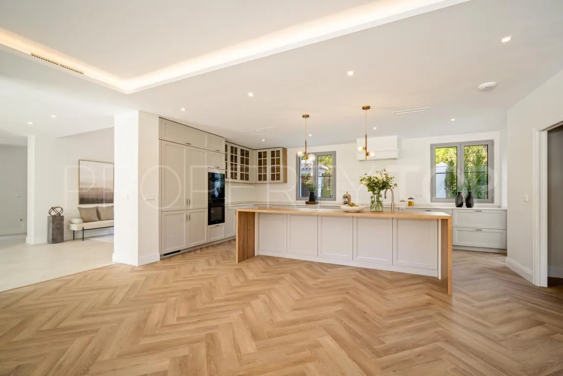Villa for sale in Los Arqueros with 4 bedrooms