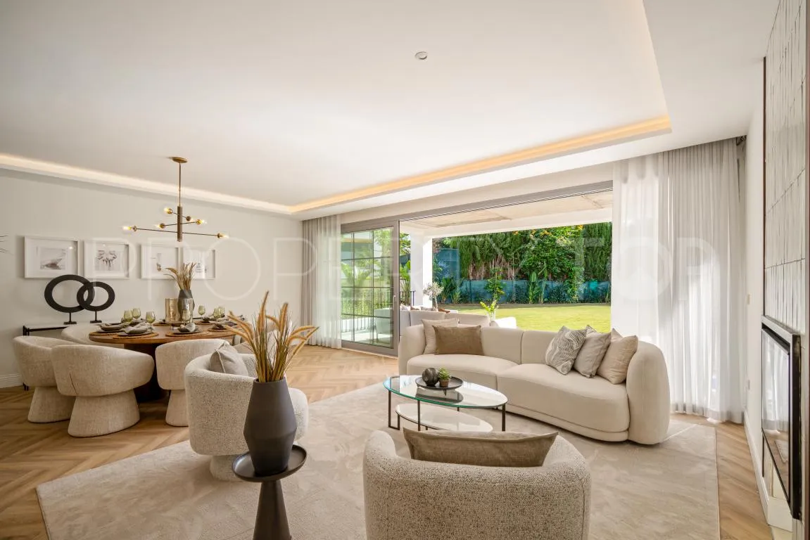 Villa for sale in Los Arqueros with 4 bedrooms