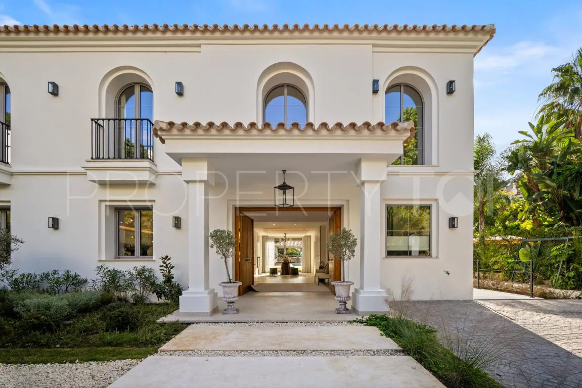 Villa for sale in Los Arqueros with 4 bedrooms