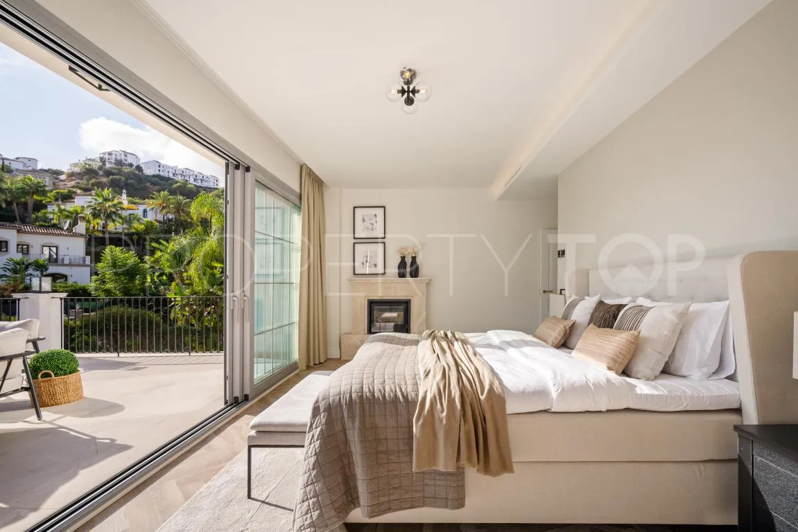 Villa for sale in Los Arqueros with 4 bedrooms