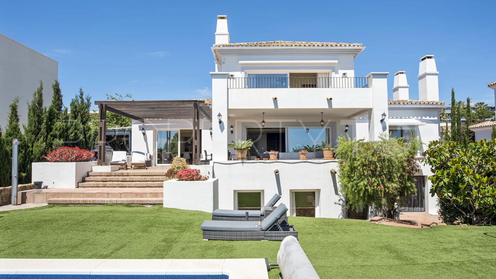 La Paloma villa for sale