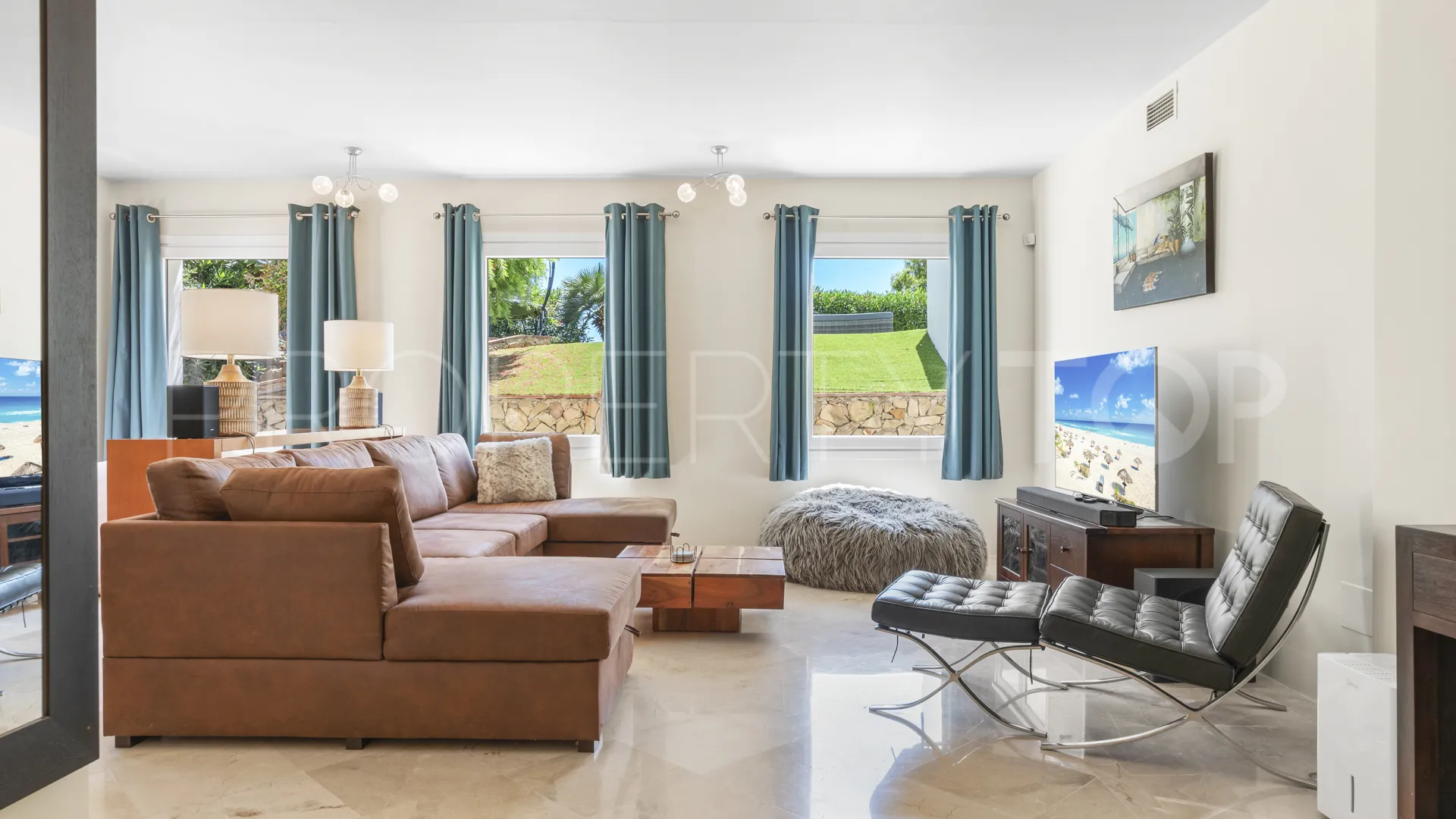 La Paloma villa for sale