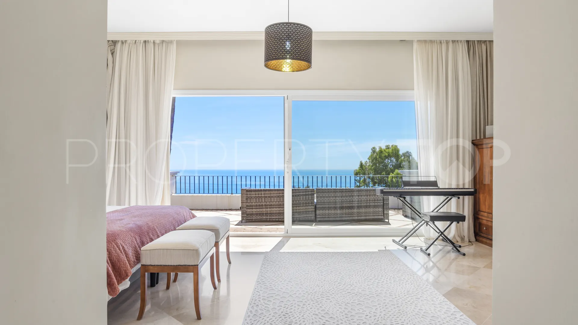 La Paloma villa for sale