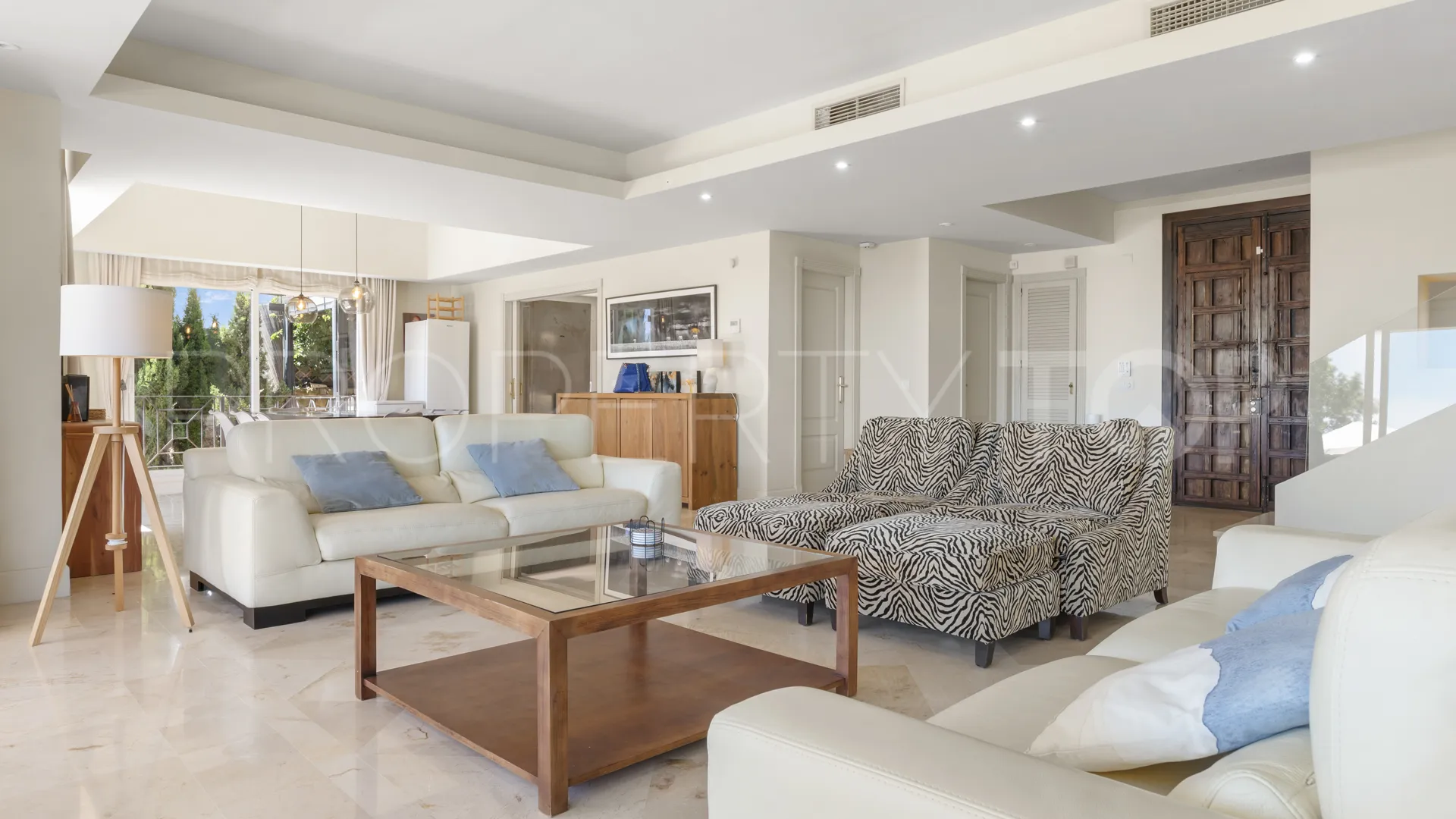 La Paloma villa for sale