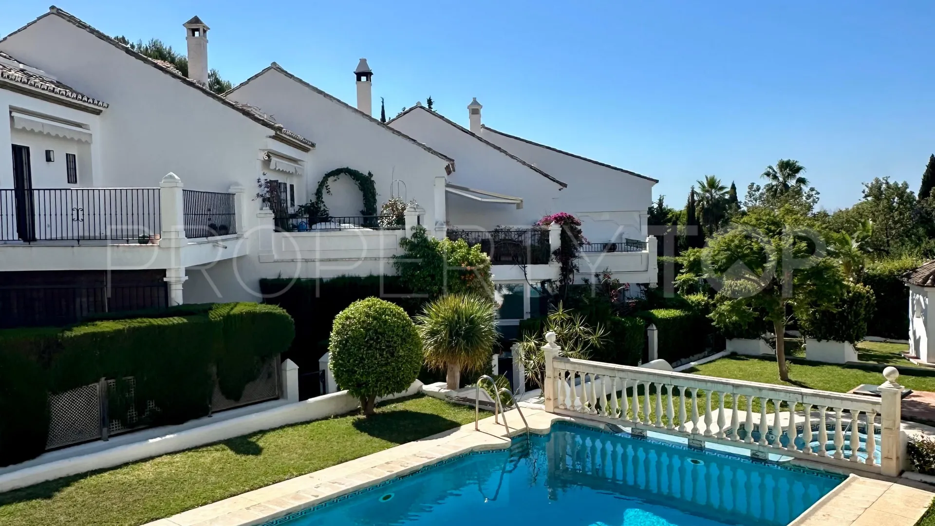 4 bedrooms Nagüeles town house for sale