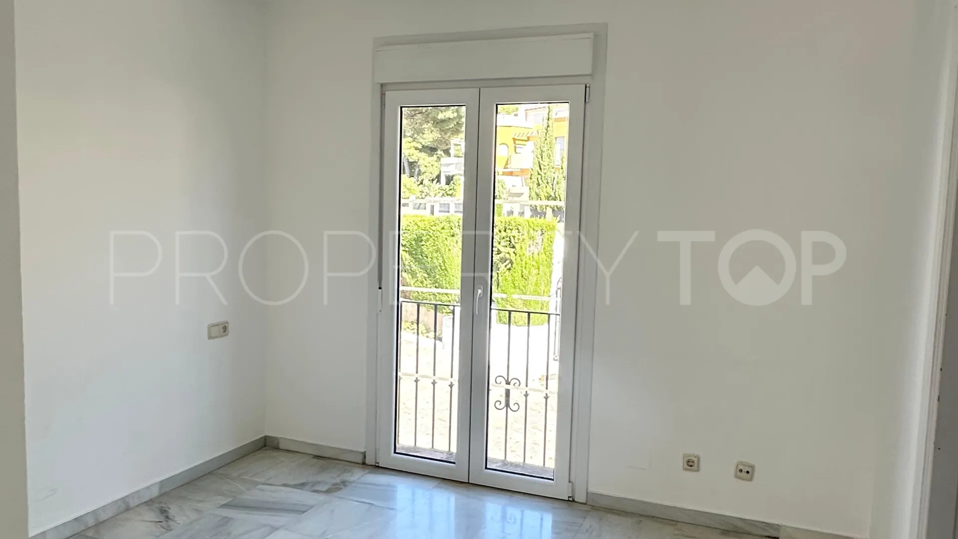 4 bedrooms Nagüeles town house for sale
