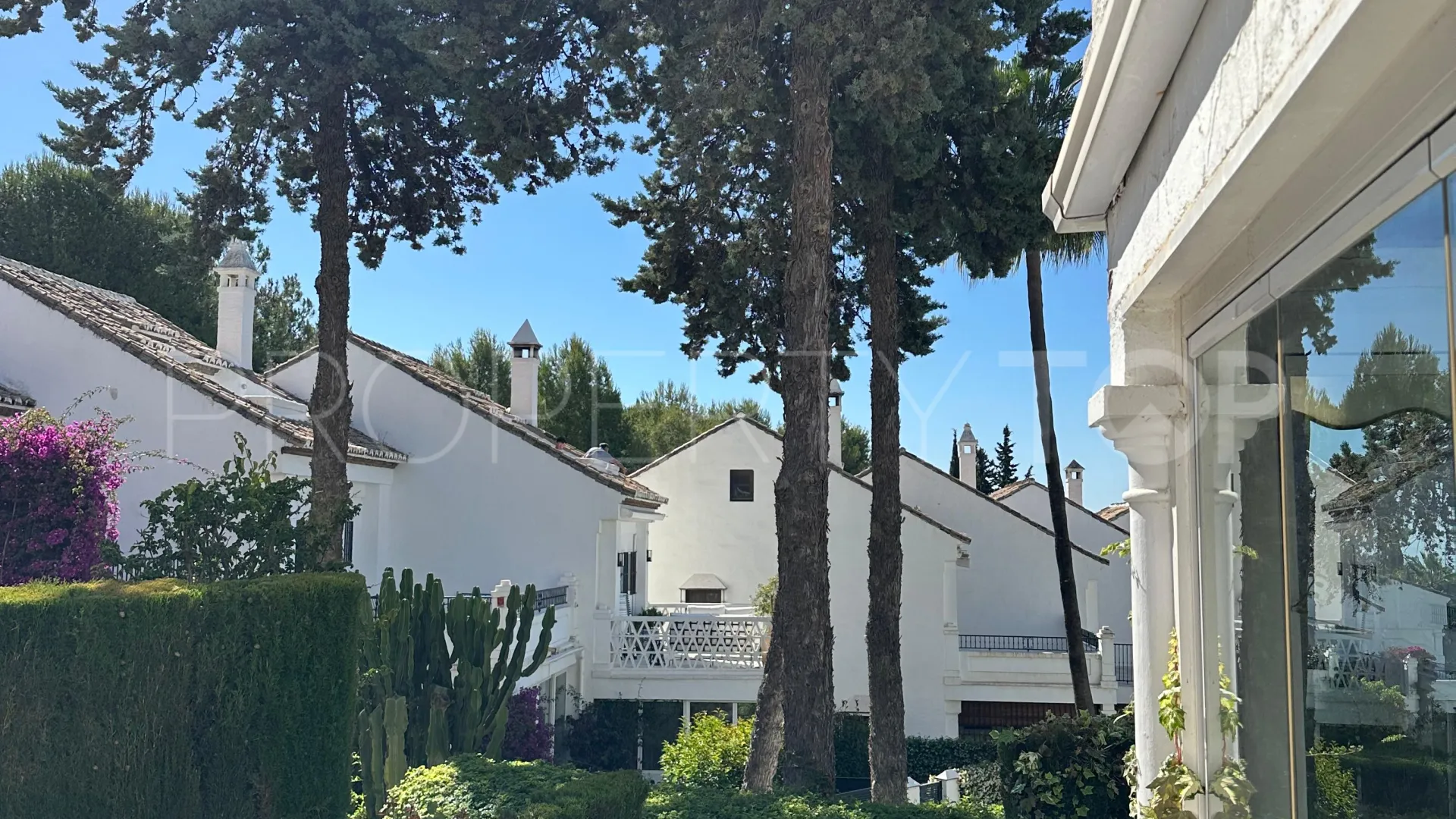 4 bedrooms Nagüeles town house for sale
