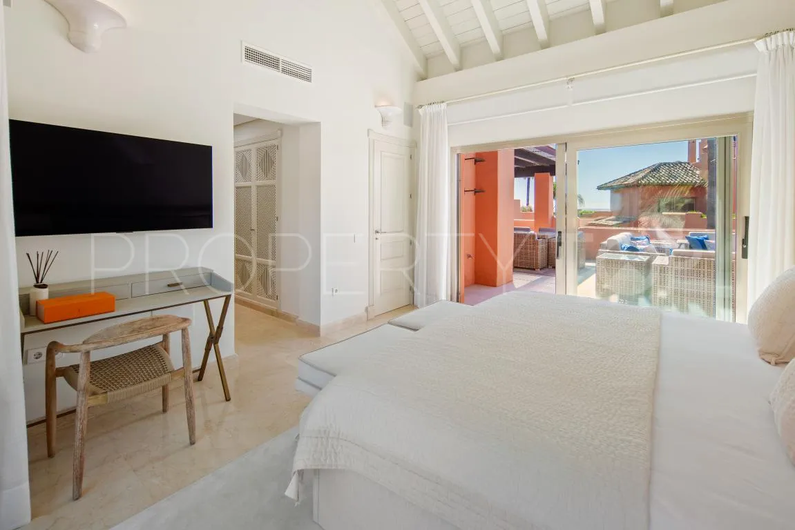 For sale duplex penthouse in La Morera with 3 bedrooms