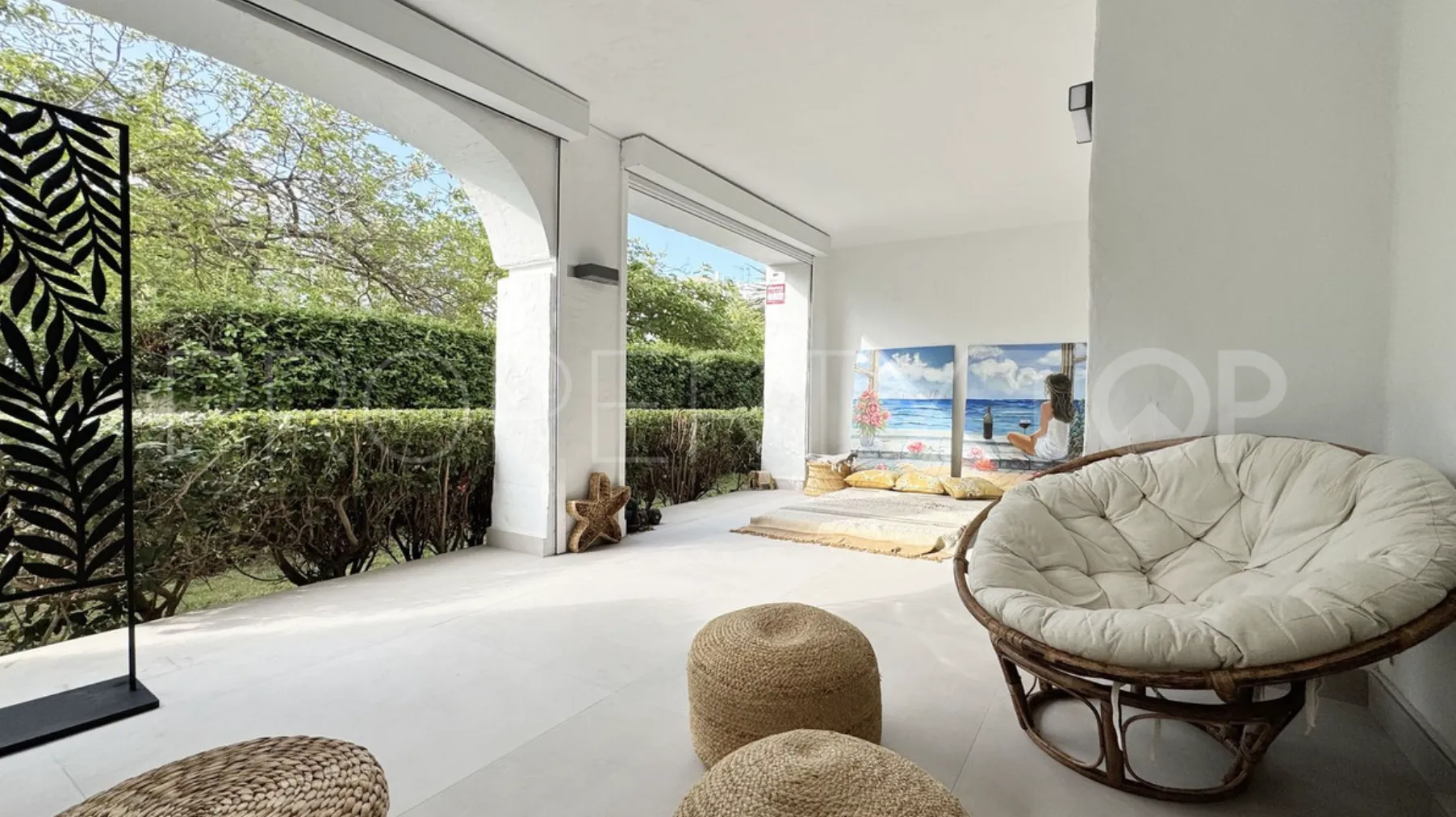 Apartamento planta baja de 3 dormitorios a la venta en Las Petunias